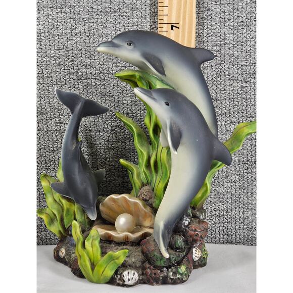 VINTAGE UNISEX MULTICOLOR THREE DOLPHINS CLAM SHELL FIGURINE - 6.75" - Picture 5 of 6